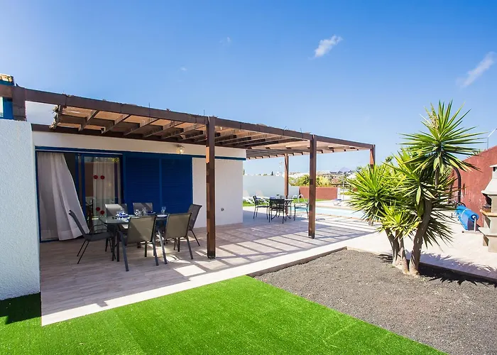 Marinas Deluxe Villa *